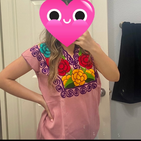 New 💗🇲🇽 Traditional Embroidered Mexican Blouse - Picture 3 of 3